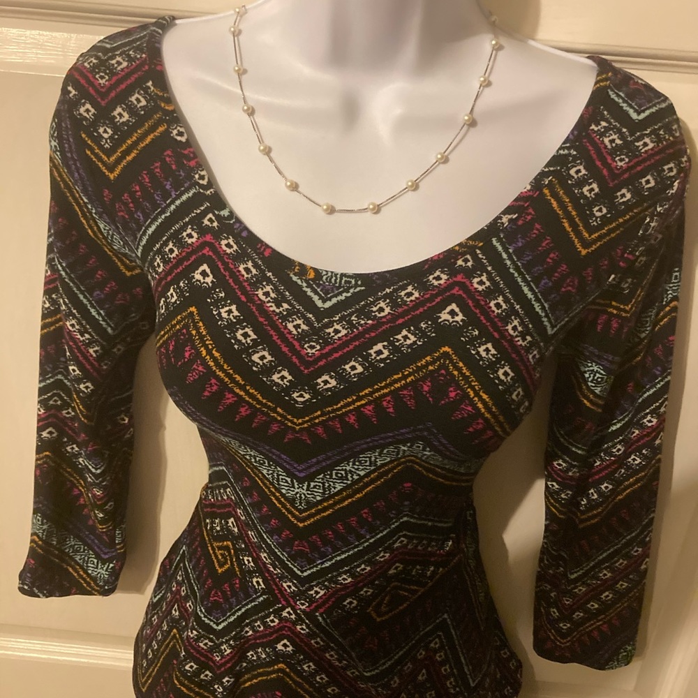 Hot Kiss Peplum Dress, Size Medium. - Picture 13 of 15
